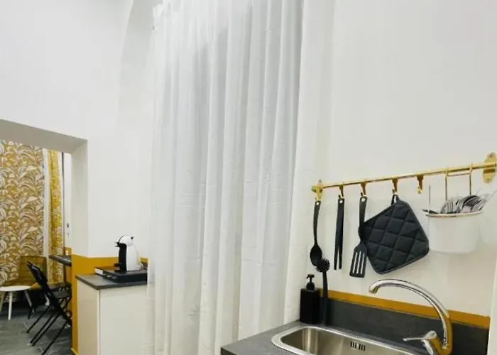 בית הארחה Casa Corallo נאפולי