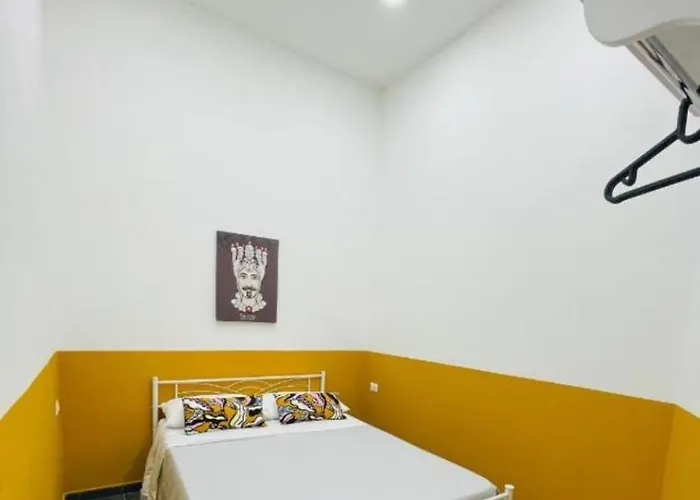 בית הארחה Casa Corallo נאפולי